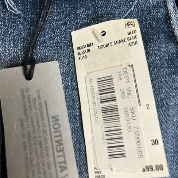 Distressed jean skirt with front slit, size 30 - Picture 8 of 8